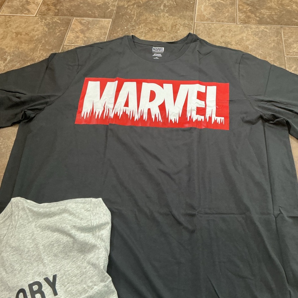 🔥Get 4 items-$30🔥 Marvel shirts - Picture 2 of 3